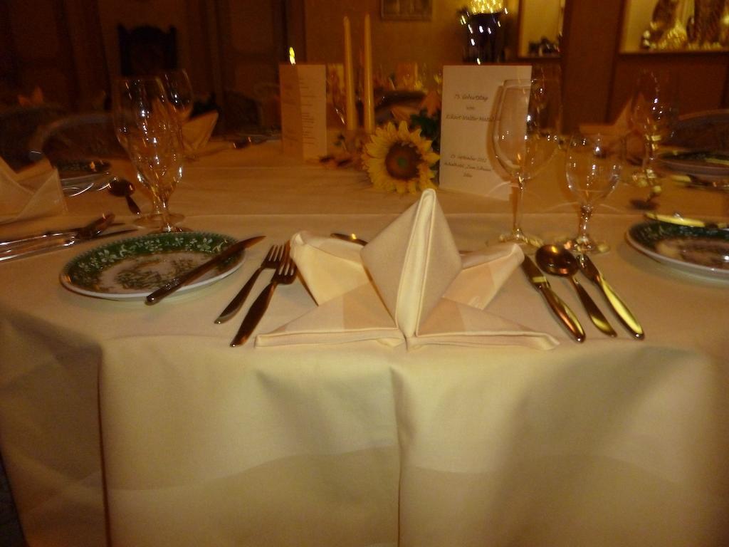 Achathotel Zum Schwan Idar-Oberstein Ngoại thất bức ảnh