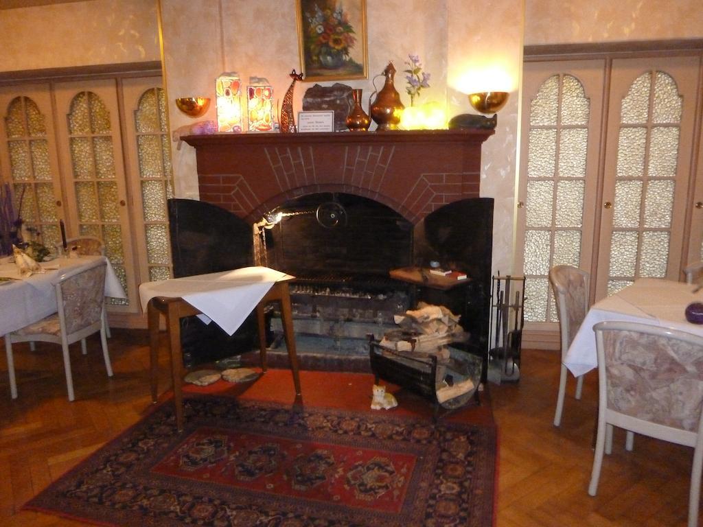 Achathotel Zum Schwan Idar-Oberstein Ngoại thất bức ảnh