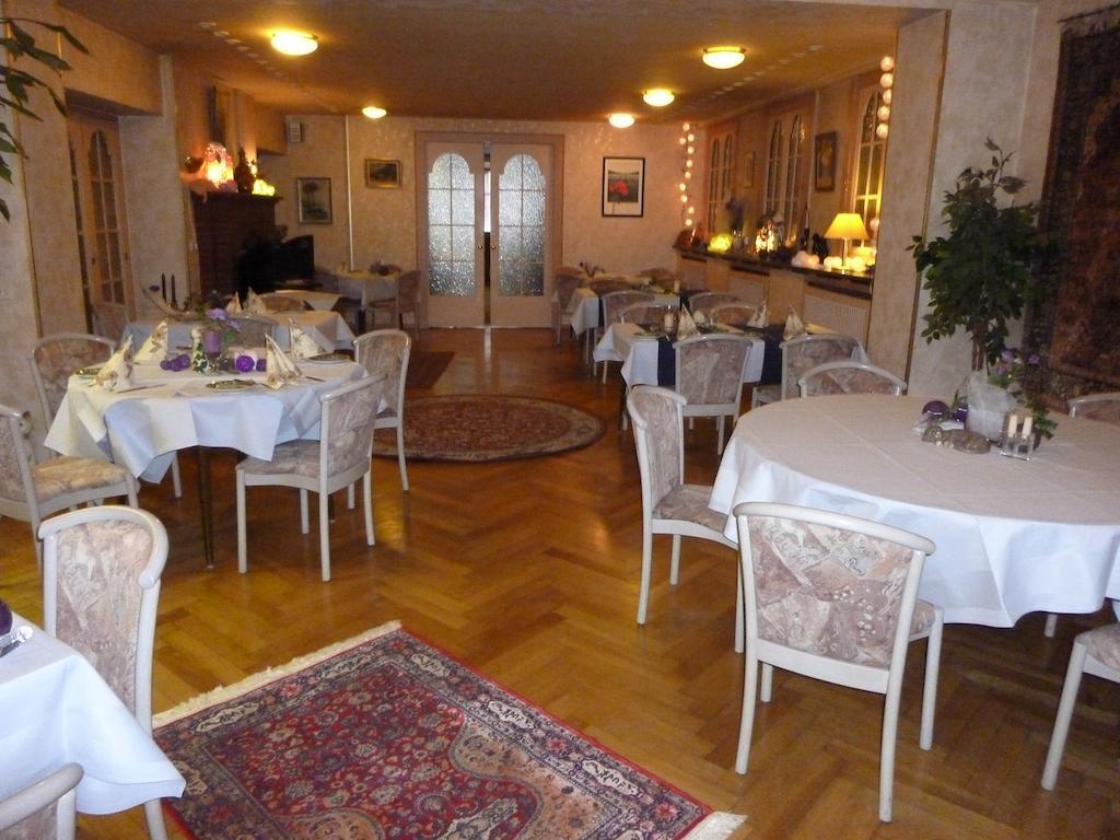 Achathotel Zum Schwan Idar-Oberstein Ngoại thất bức ảnh